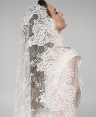 Altea mantilla veil